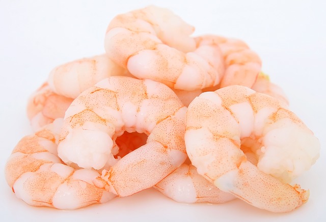 虾背里的黑线真的很脏么？这么吃虾才正确