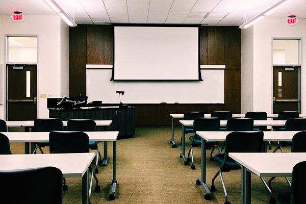 不懂留学中介抛过来的“PTEs”？这里就有答案