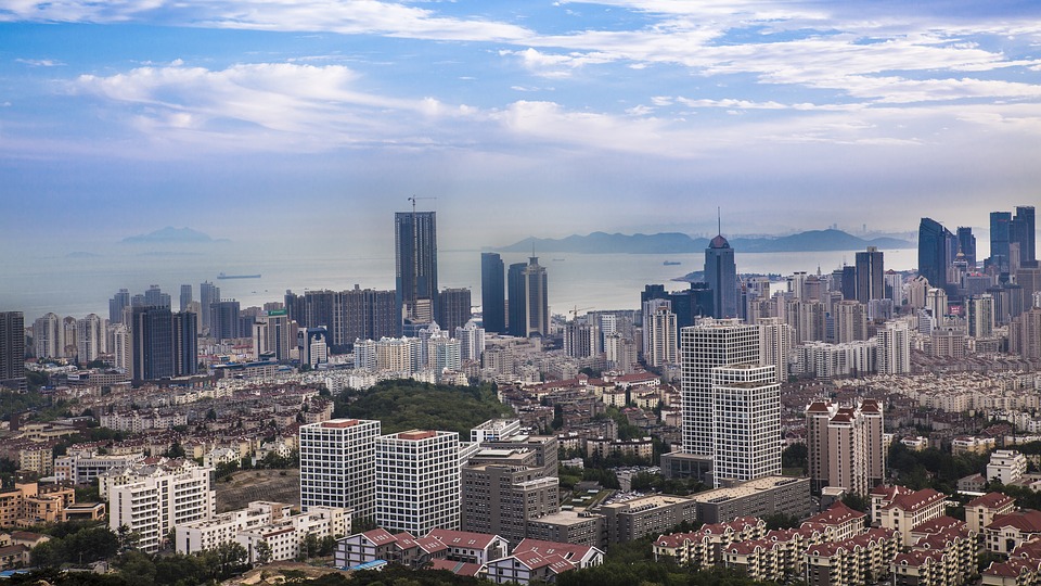 房价疯涨50多万 中国一卖房者反悔打砸赶走购房者