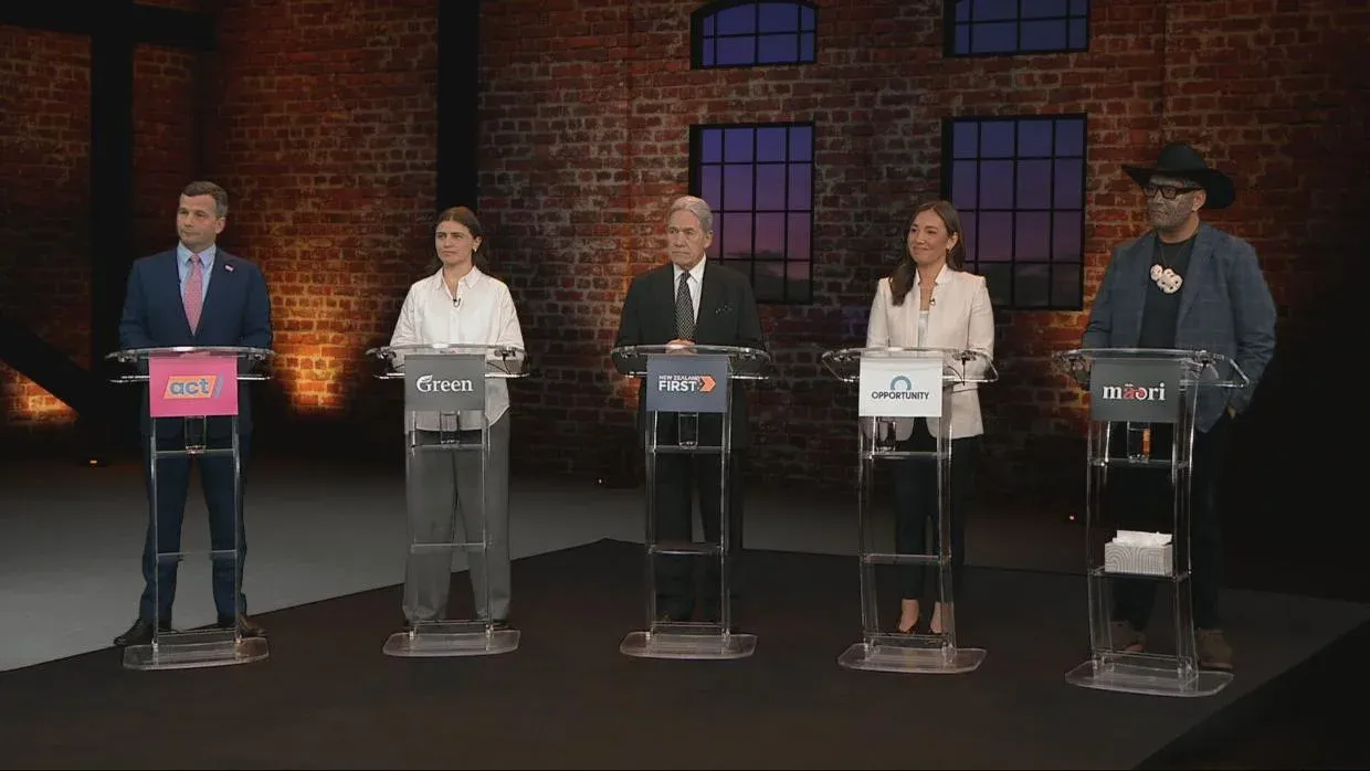 qrt | “造王者之战”开打！5党党魁正面交锋，Peters碾压全场！