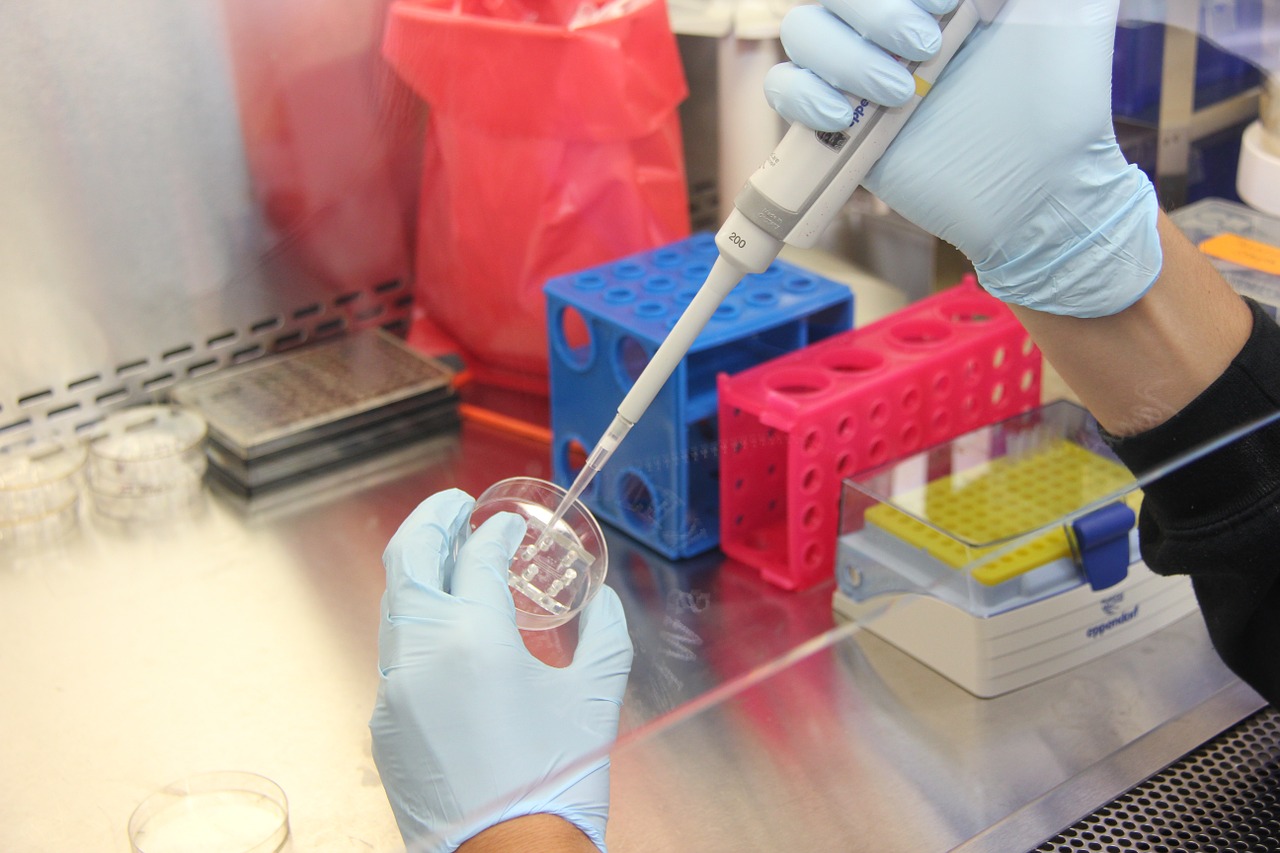 中国团队发布全球首个新冠疫苗动物实验研究结果
