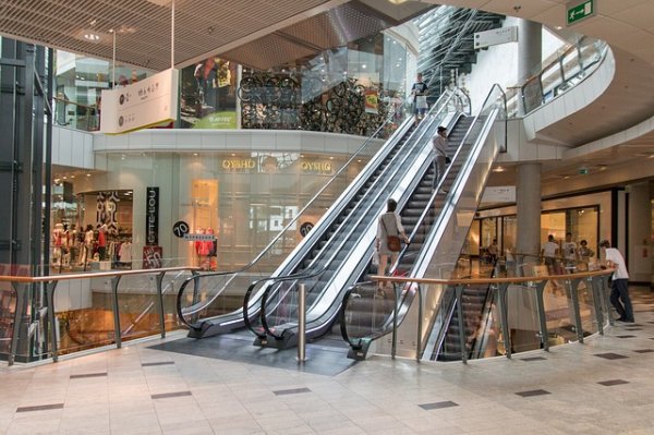 stairs 906723 640
