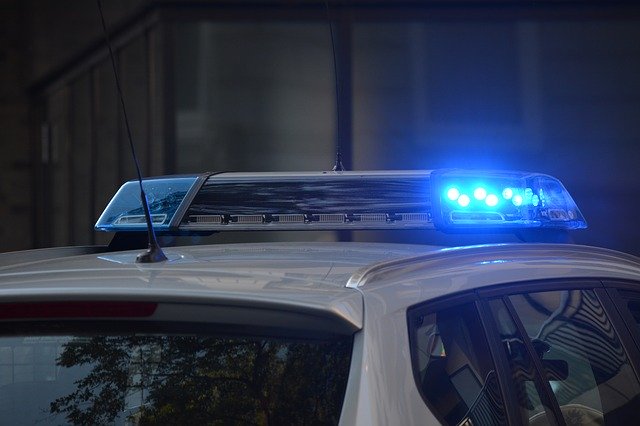 华人男子谎称枪被偷走，浪费警方时间，如今三年不得申请入籍