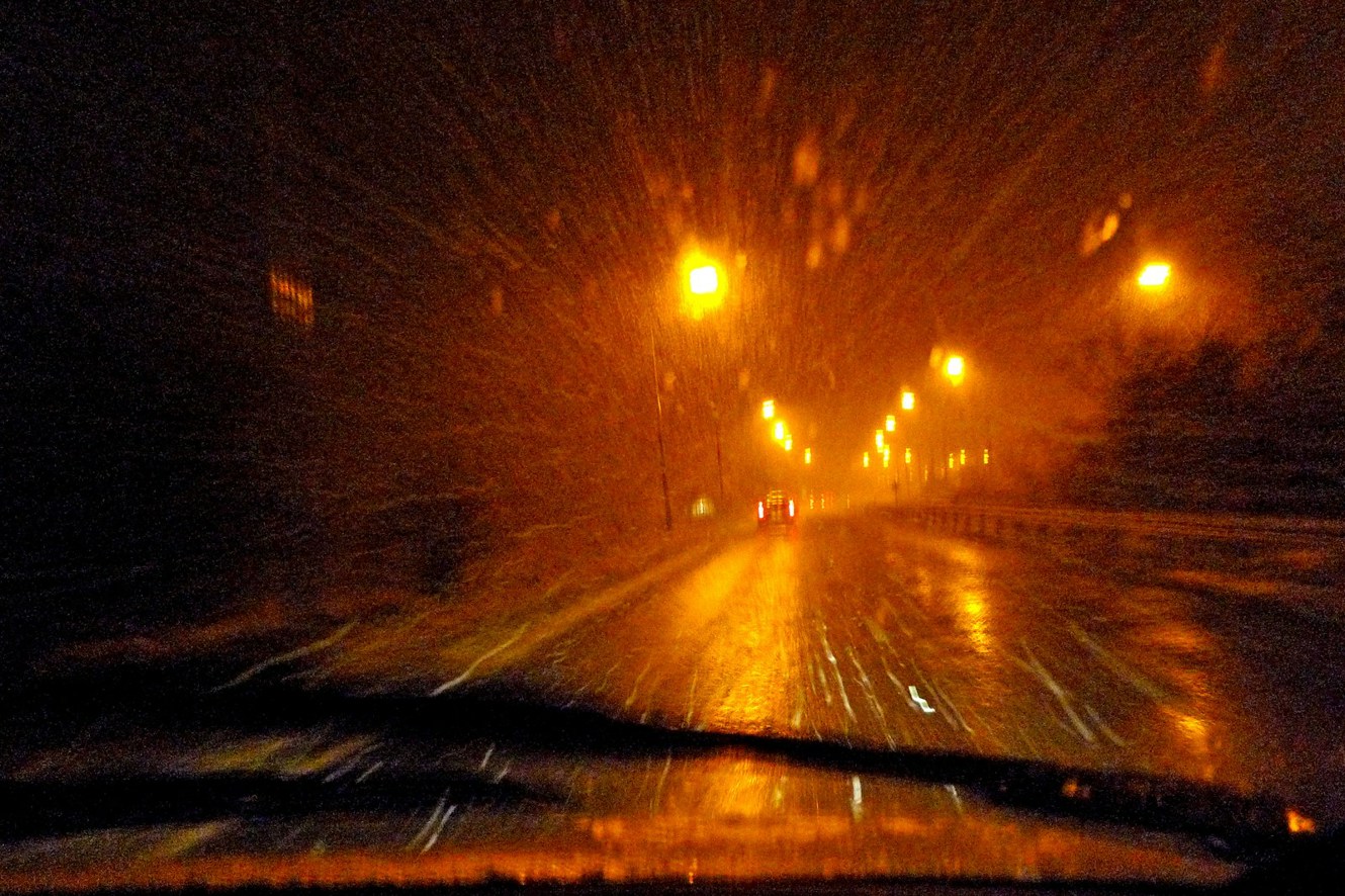 variable-weather-speed-01-wet-night-road