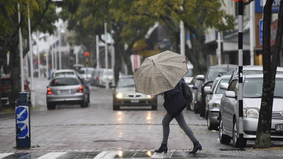 一放假又下雨？是的！下周出游小心湿身