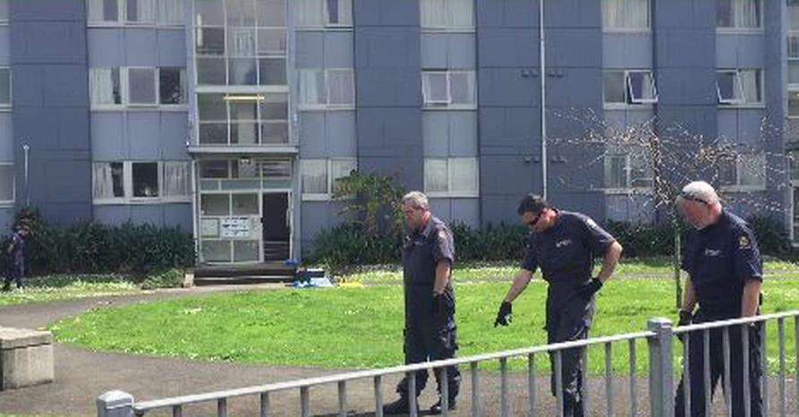 奥克兰中区发生谋杀案 警方追查一名疑似亚裔男子