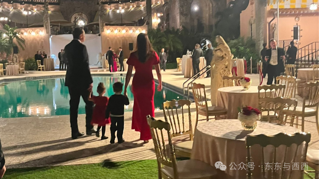 Elon Musk Shivon Zilis: Are Elon Musk and Shivon Zilis together? Here's  what a Mar-a-Lago photo posted by his mother reveals - Times of India