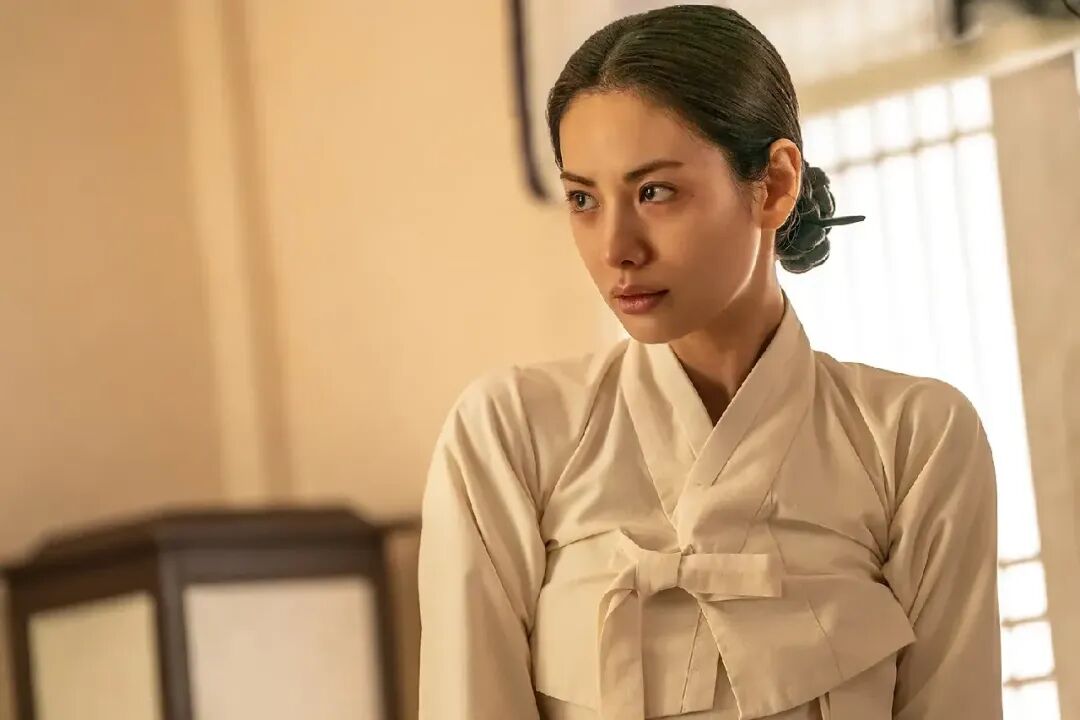 孙艺珍演19禁大尺度韩剧,自曝儿子颜值“不当演员都难”,一家子太有戏了!