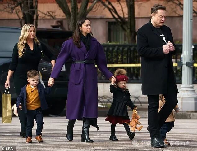 Inside Elon Musk's mysterious relationship with baby momma Shivon Zilis as  she joins him at high-profile event | Daily Mail Online