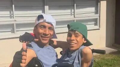 两颗心共用身体!网红连体兄弟离世:我们生而相伴,也将一同死去…