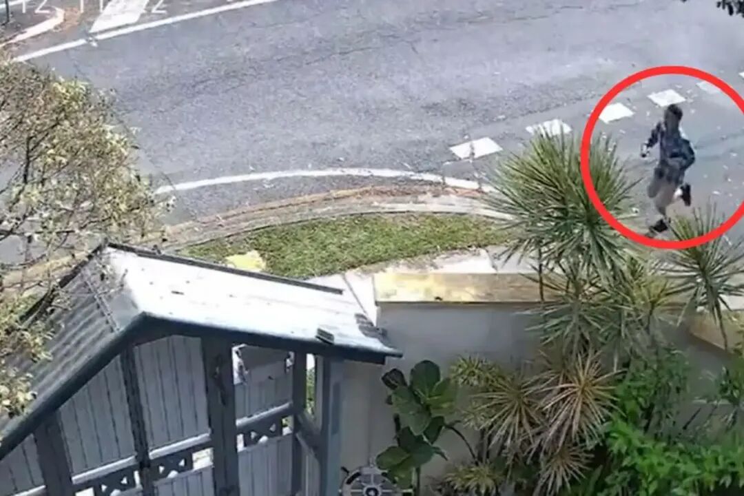 澳男婴遭泼热咖啡严重烫伤！涉案华男消失两年仍在逃，母亲盼讨回公道