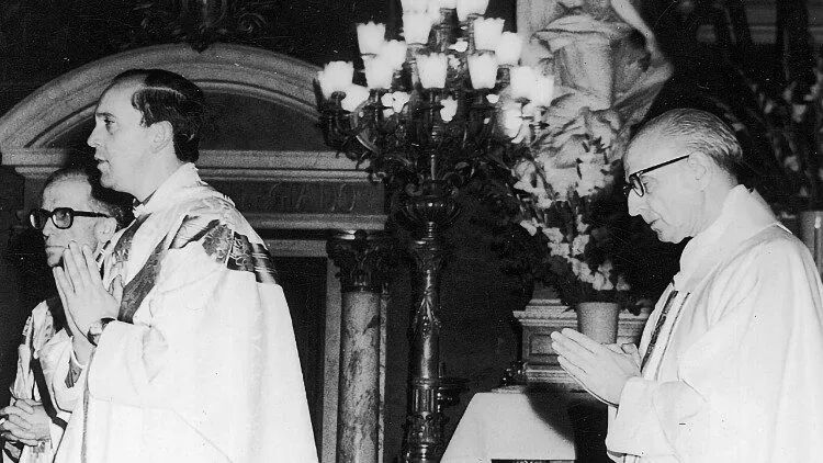 Pope Francis celebrates 51 years of priesthood - Vatican News
