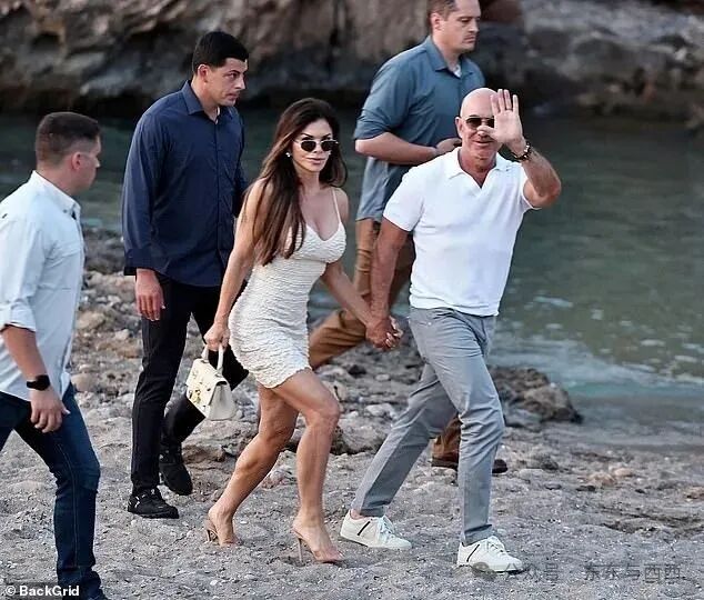 Lauren Sanchez struggled to keep her footing during a double dinner date with husband Jeff Bezos as pair are joined by Leonardo DiCaprio and Vittoria in Ibiza on Sunday