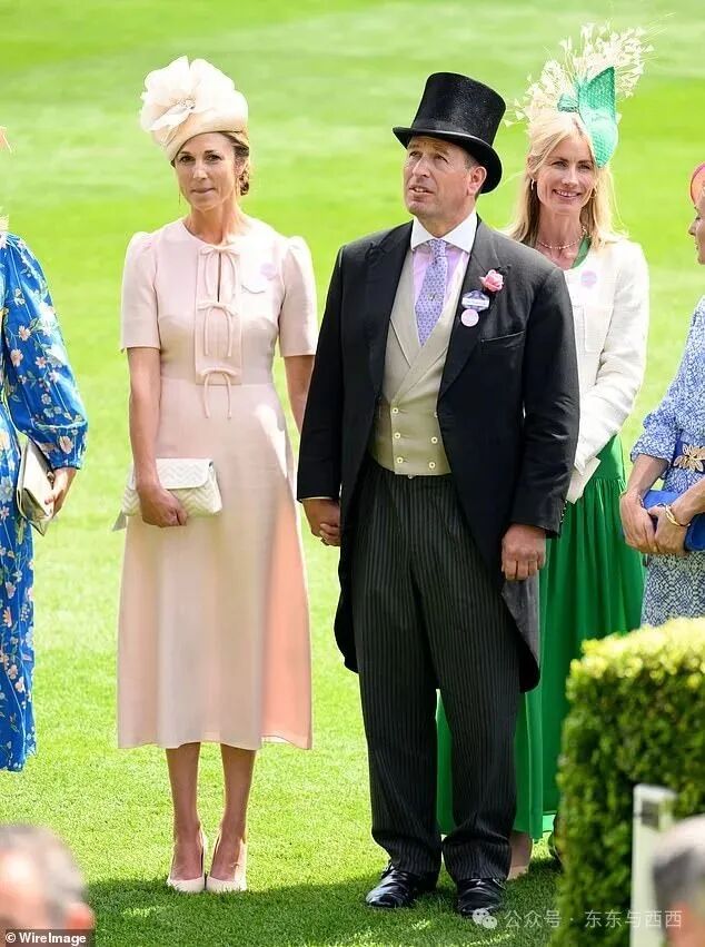At Royal Ascot, one of the most prestigious events of the year, Harriet exuded elegance in another Beulah dress