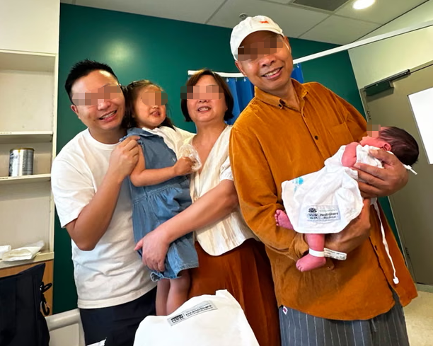 华人含泪请愿！澳洲父母移民配额再砍！143签证排到地老天荒：“人生能有几个五六年？”