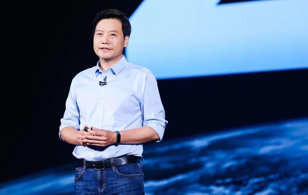 雷军演讲总结小米十年，宣布面向未来“三大铁律”和三大策略_IT业界_威易网