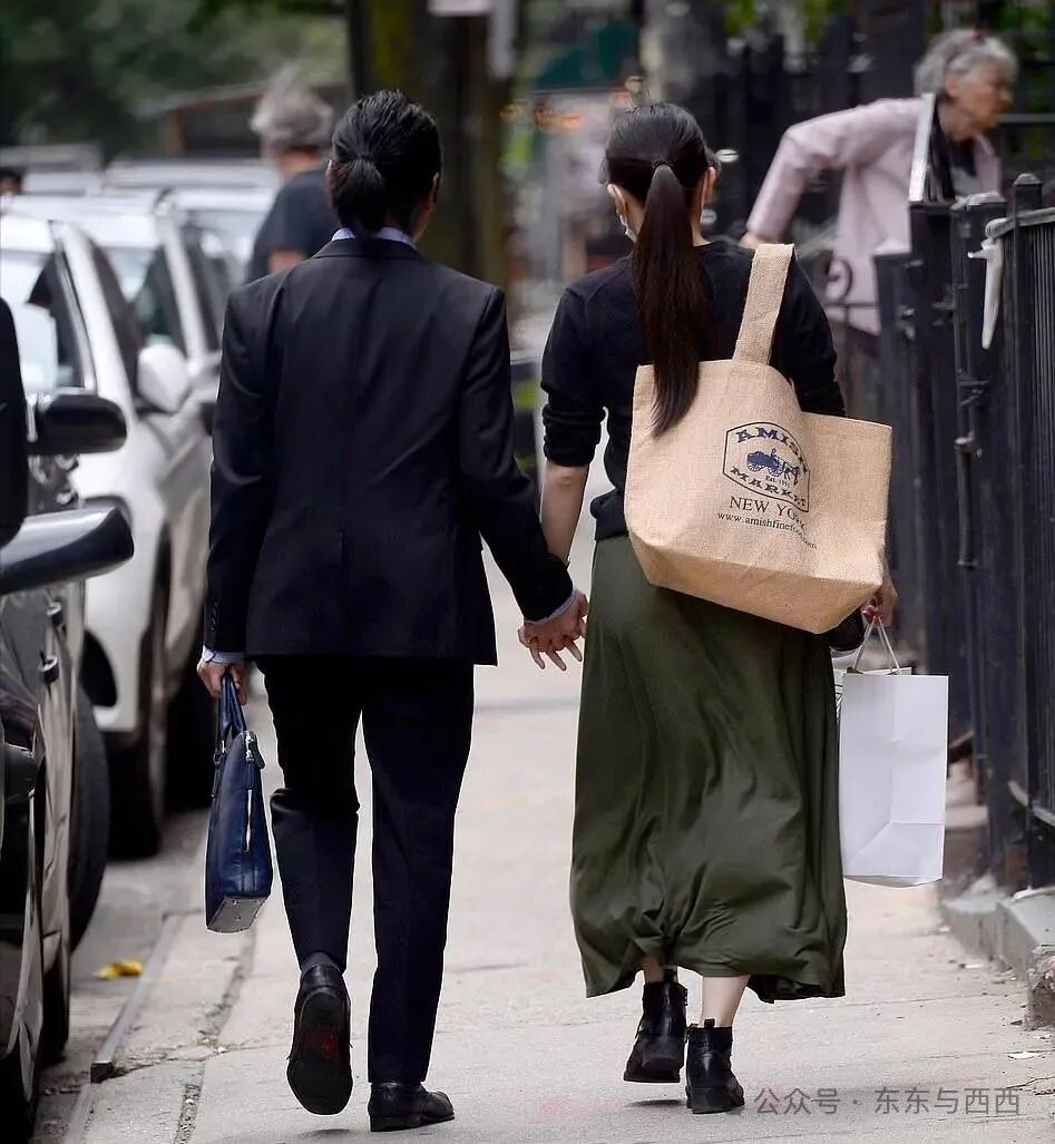 Is there Kei Komuro in Japan? And Princess Mako appeared on the streets of New York, five or five points tall - laitimes