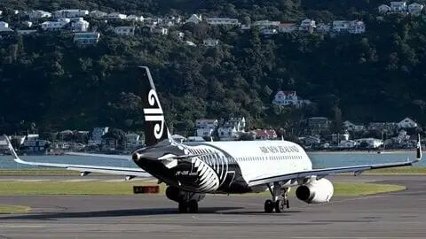 One of the Air New Zealand A320s, departing Wellington Airport, in June 2022. 