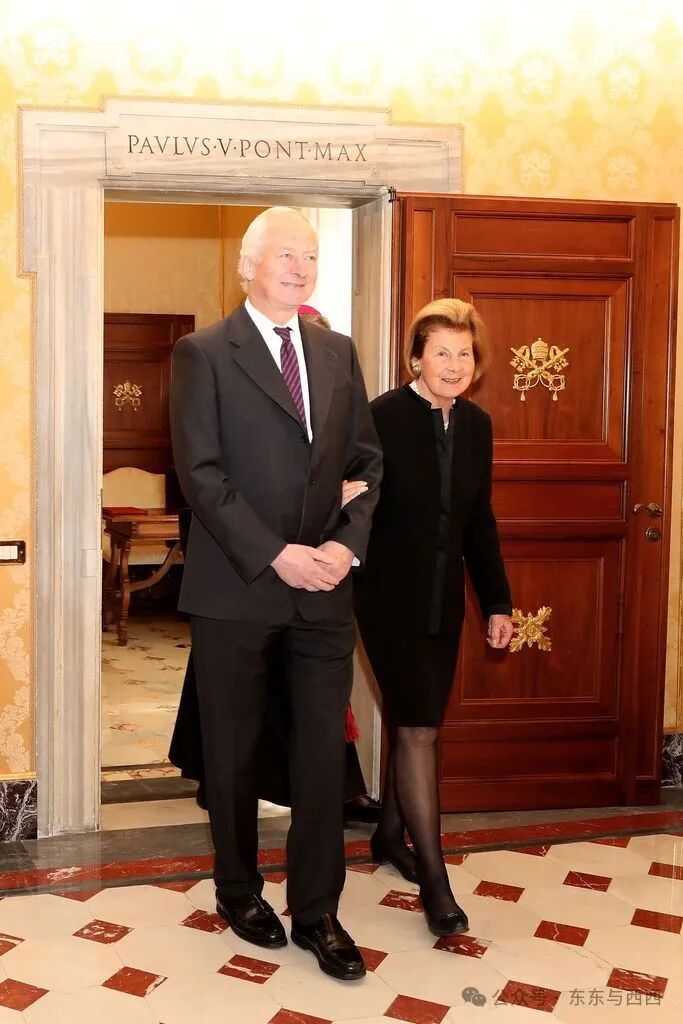 Prince Hans-Adam walking with wife Princess Marie