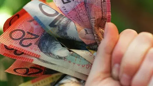 澳洲政府疯狂撒钱, 壕掷$6.3亿给这些行业涨薪! 46万打工人受益