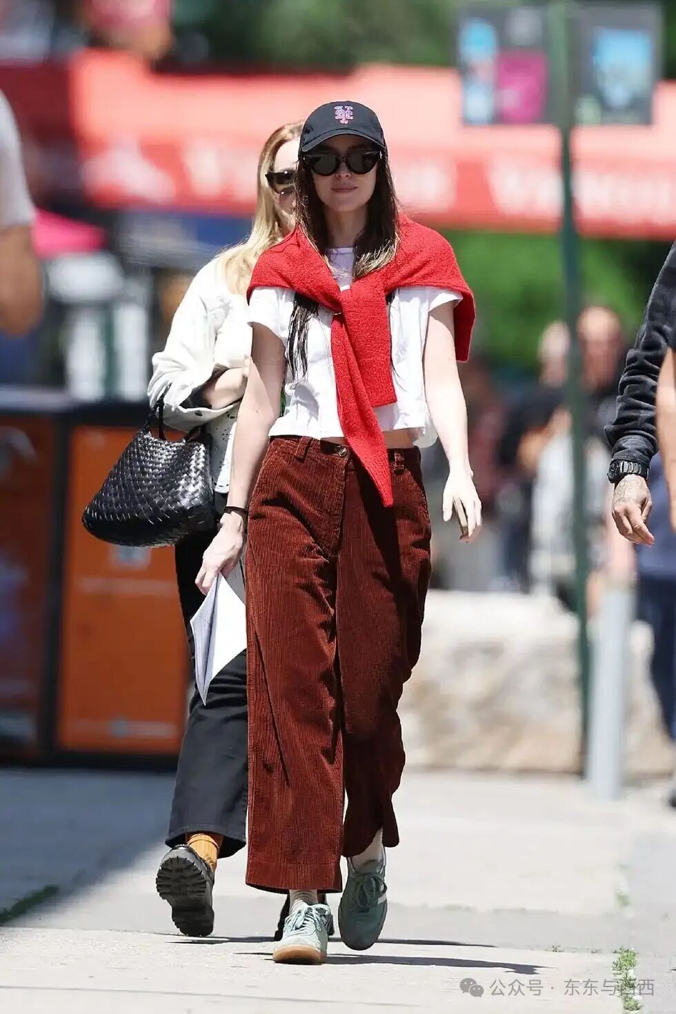 new york, ny may 31: dakota johnson is seen arriving to the set of materialists on may 31, 2024 in new york, new york. (photo by mega/gc images)