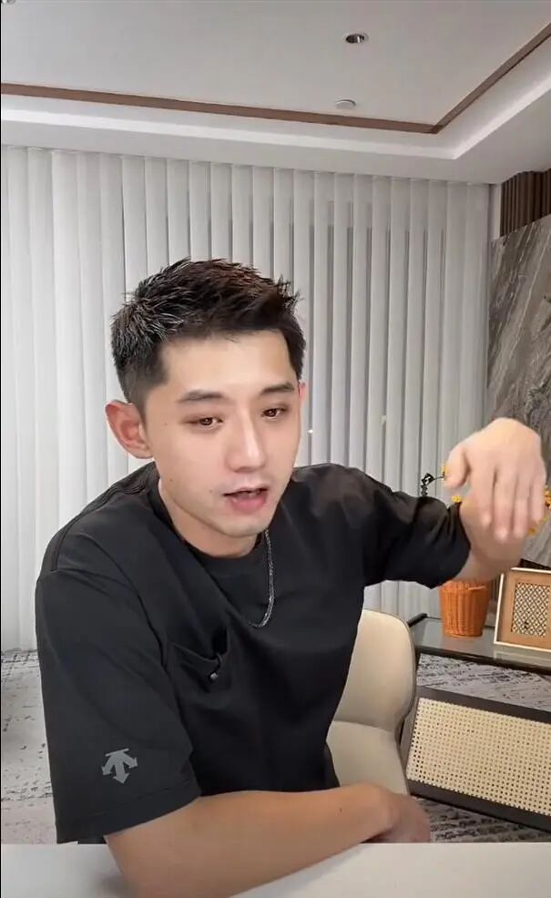 张继科2.jpg 张继科2.jpg
