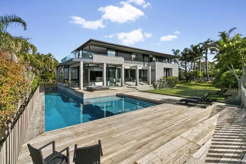 5 Fenton Circus, Orakei, Auckland - Carousel 21