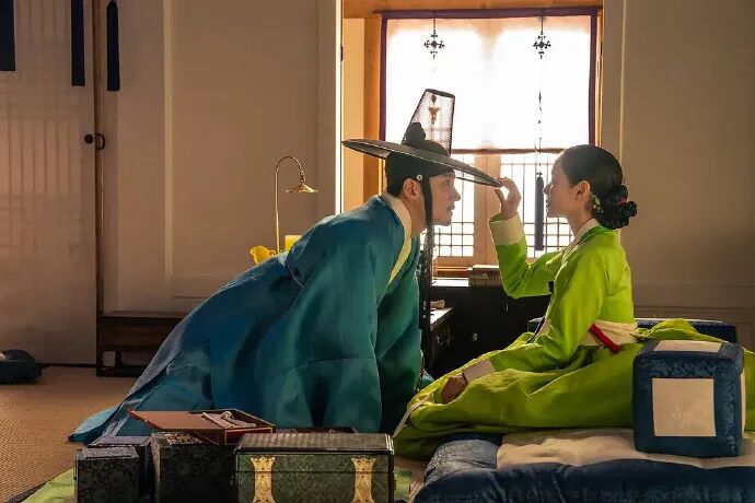 孙艺珍演19禁大尺度韩剧,自曝儿子颜值“不当演员都难”,一家子太有戏了!