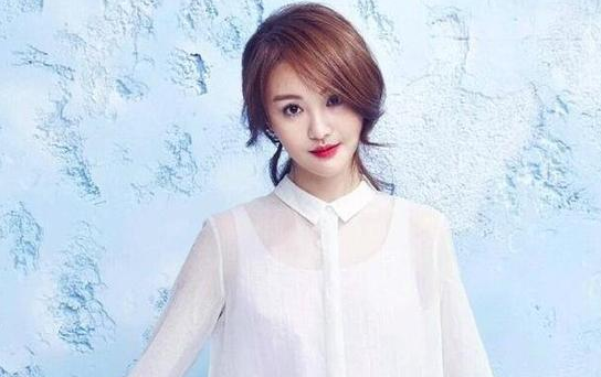 郑爽再怼网友黑评：有本事嫉妒 没本事努力 | 郑爽喊话爆黑料者：不良造谣一定不会放过！