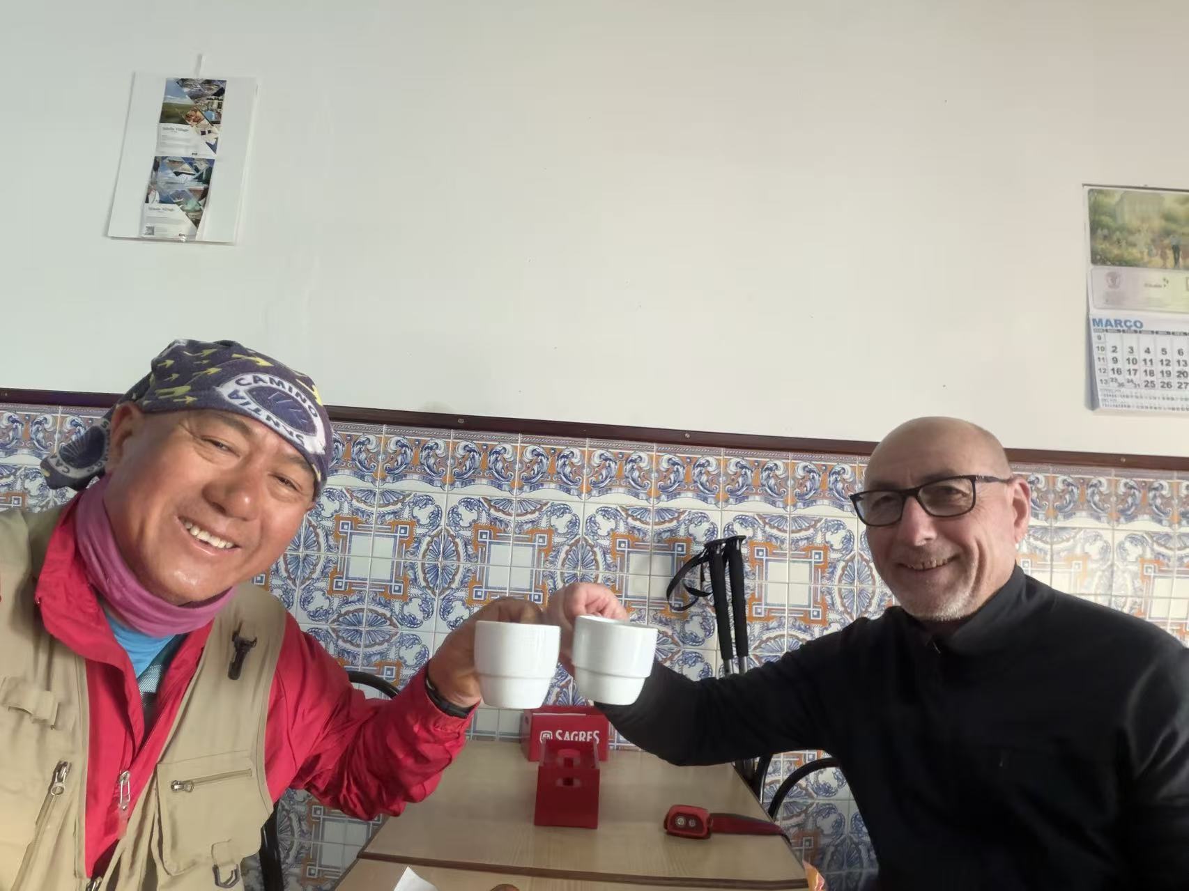 资深旅游达人赵宇 | 朝圣之路葡线全程第三天 西拉自由镇→野橄榄林镇(20公里)